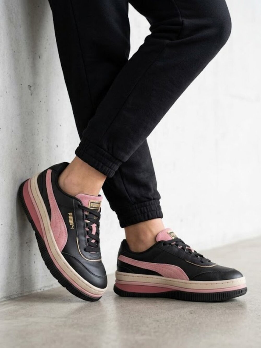 Puma black and pink platform sneakers size 9